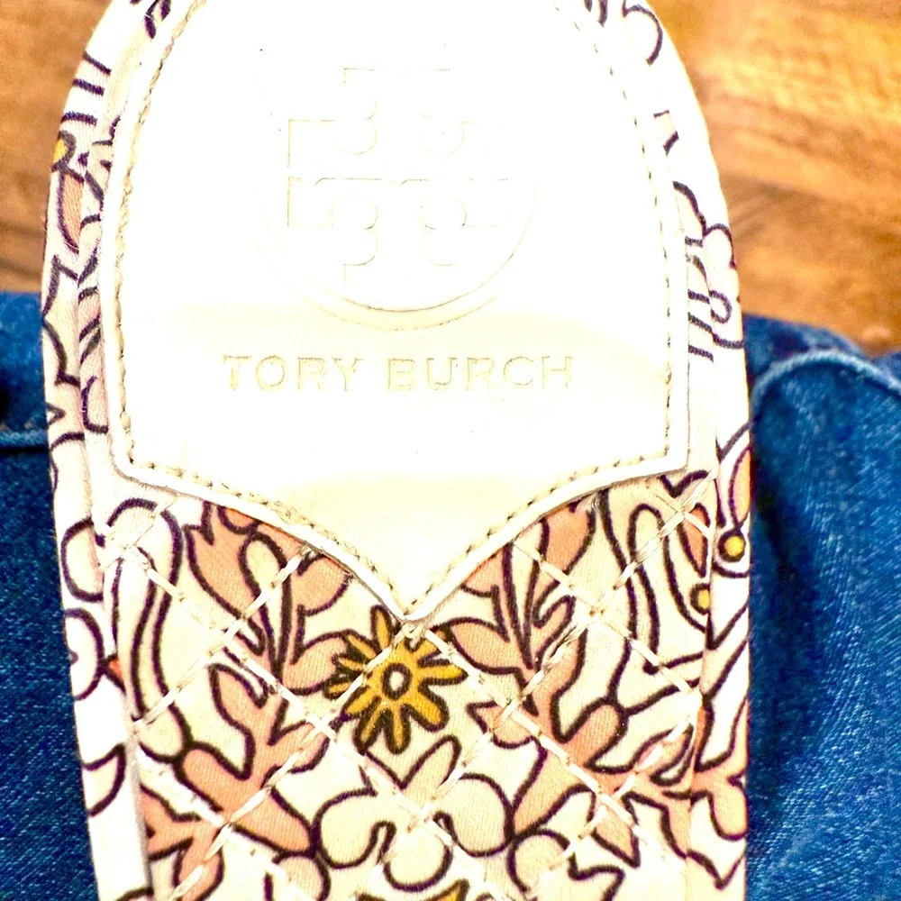 Tory Burch Garden & Pearls Patterned Slides - Picture 3 of 7